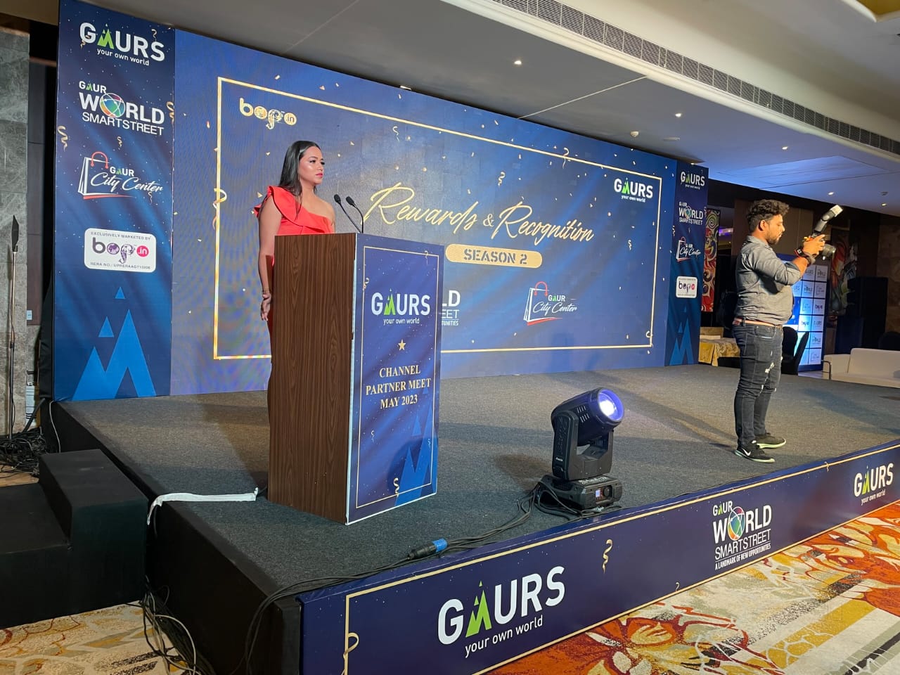 Gaurs awards stage